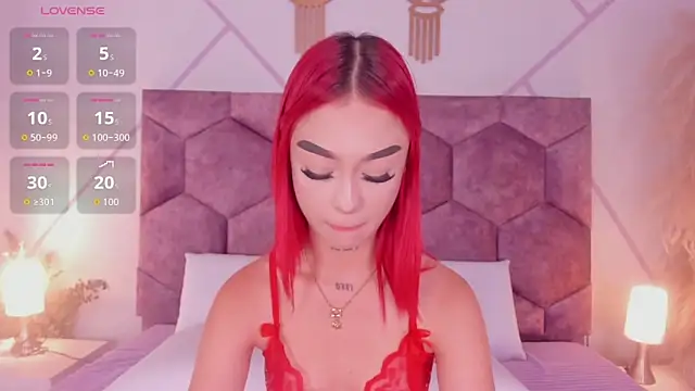 Snapshot of _bella_rossee_ chatting on 05-27-26, 01:57 bella rossee online show from 05-27-26, 01:57