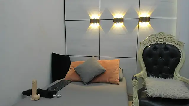 Daphne Leia online show from 05-02-26, 07:30