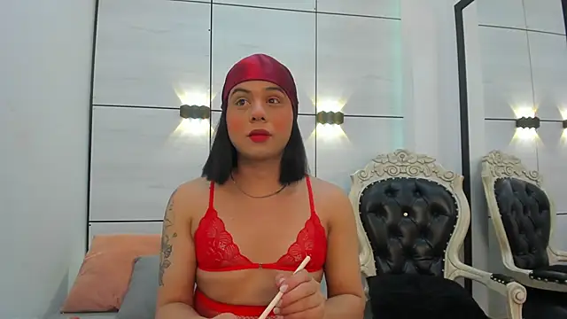 Daphne Leia online show from 04-30-26, 07:43