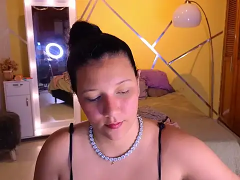 Snapshot of Jana_lolipopyummy chatting on 05-18-26, 03:17 Jana lolipopyummy online show from 05-18-26, 03:17