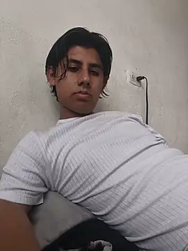 Snapshot of Ericef chatting on 06-05-26, 06:13 Ericef online show from 06-05-26, 06:13