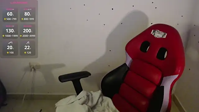 Lily     online show from 06-17-26, 07:13
