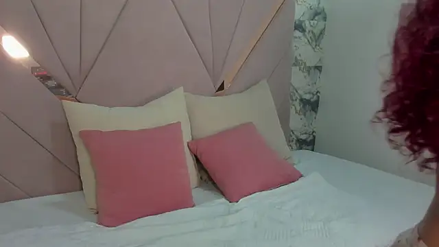 mia ortizz  online show from 06-10-26, 10:44