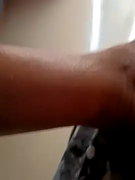 ayushi812 online show from 04-26-26, 12:46