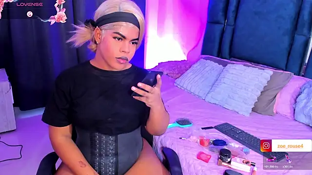 zoee rose online show from 06-17-26, 09:47