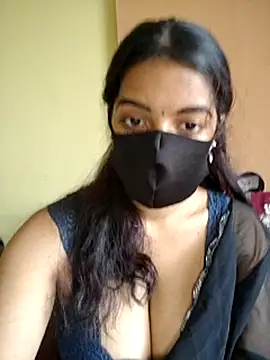 vanika2000 online show from 05-18-26, 06:07
