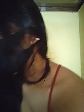 Snapshot of vanika2000 chatting on 06-30-26, 04:01 vanika2000 online show from 06-30-26, 04:01