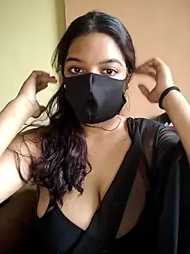 vanika2000 online show from 05-14-26, 06:43