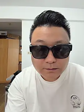 langzi-888 online show from 06-06-26, 07:57