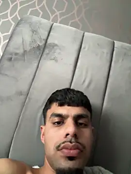 chocolatenvanillaswirl online show from 04-26-26, 02:03