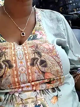 Gulapi N online show from 07-13-26, 08:46