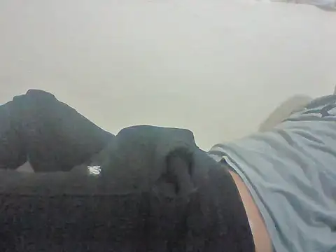 Snapshot of aminwahch chatting on 05-15-26, 09:57 aminwahch online show from 05-15-26, 09:57