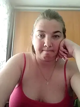 MiyaOlliver online show from 05-08-26, 02:32