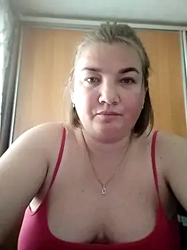 MiyaOlliver online show from 05-11-26, 07:32