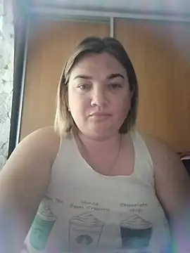 MiyaOlliver online show from 07-06-26, 10:22
