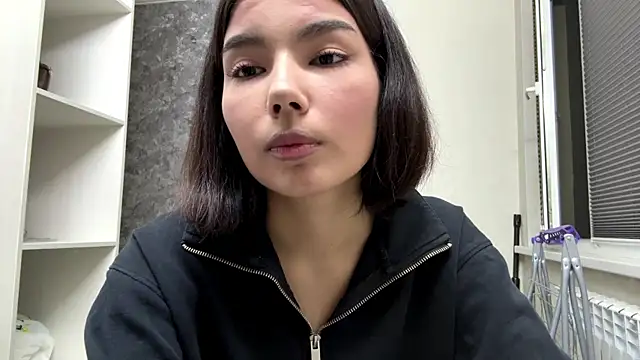 MarylnMonnier online show from 05-17-26, 07:25