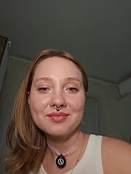 ooopsitscandy online show from 08-09-26, 04:57