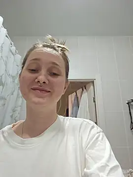 ooopsitscandy online show from 05-25-26, 09:19