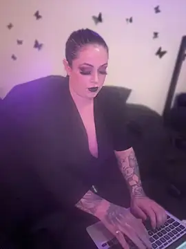 tacyeannxo online show from 07-24-26, 06:59
