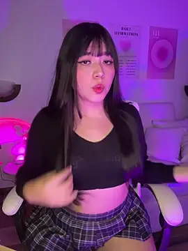 Snapshot of iEmily_ chatting on 05-30-26, 12:28 iEmily online show from 05-30-26, 12:28