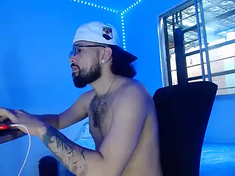 camilorestrepo77 online show from 05-21-26, 07:33