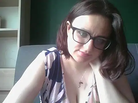 sensual paris online show from 05-04-26, 05:33