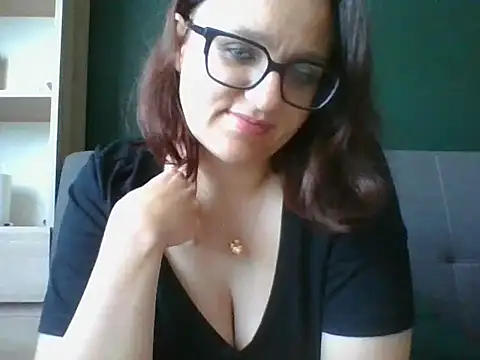 sensual paris online show from 06-16-26, 05:29