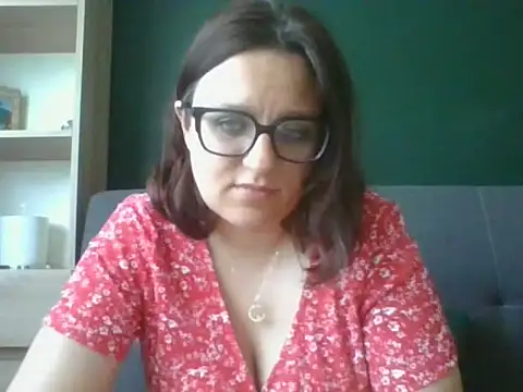 sensual paris online show from 06-02-26, 05:29