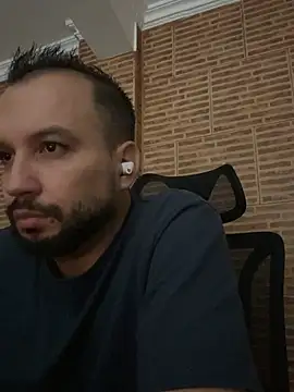 the scort online show from 04-30-26, 03:02