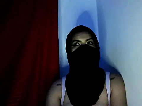 Snapshot of mysterious1023 chatting on 05-20-26, 06:43 mysterious1023 online show from 05-20-26, 06:43