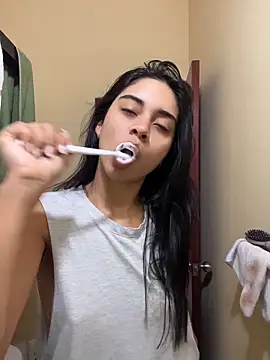 mia moonna online show from 05-26-26, 11:52