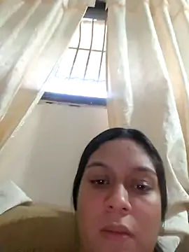 Snapshot of zoehot07 chatting on 06-02-26, 10:32 zoehot07 online show from 06-02-26, 10:32