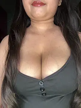 Snapshot of Naughty_pooja44 chatting on 05-05-26, 07:44 Naughty pooja44 online show from 05-05-26, 07:44