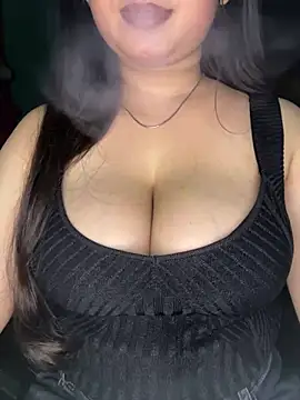 Naughty pooja44 online show from 07-08-26, 07:03