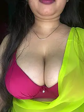 Snapshot of Naughty_pooja44 chatting on 05-26-26, 07:01 Naughty pooja44 online show from 05-26-26, 07:01