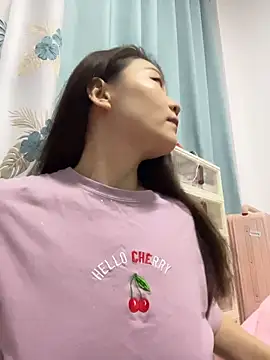 xiaochengzi505 online show from 05-10-26, 01:36