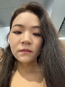xiaochengzi505 online show from 06-18-26, 01:15