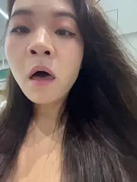xiaochengzi505 online show from 05-19-26, 01:10