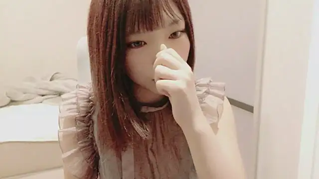 Snapshot of hono__38 chatting on 06-15-26, 12:05 hono 38 online show from 06-15-26, 12:05