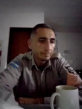 Alejandro83bsf online show from 06-07-26, 05:23