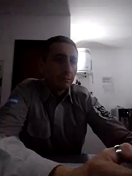 Snapshot of Alejandro83bsf chatting on 06-29-26, 02:07 Alejandro83bsf online show from 06-29-26, 02:07