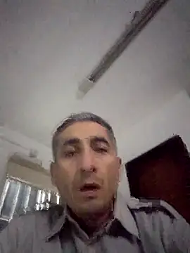 Snapshot of Alejandro83bsf chatting on 06-30-26, 05:51 Alejandro83bsf online show from 06-30-26, 05:51