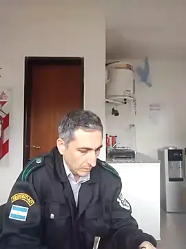 Snapshot of Alejandro83bsf chatting on 07-23-26, 01:41 Alejandro83bsf online show from 07-23-26, 01:41