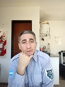 Snapshot of Alejandro83bsf chatting on 07-06-26, 03:03 Alejandro83bsf online show from 07-06-26, 03:03