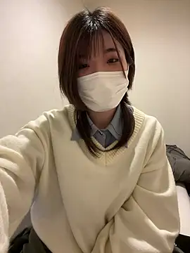 yumi ch online show from 04-30-26, 12:45