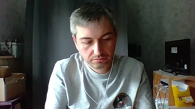 Max541991xx online show from 04-28-26, 01:15