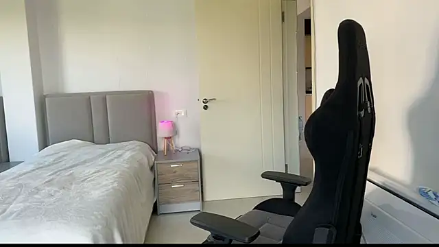 PrincesSsLilu online show from 06-25-26, 12:21