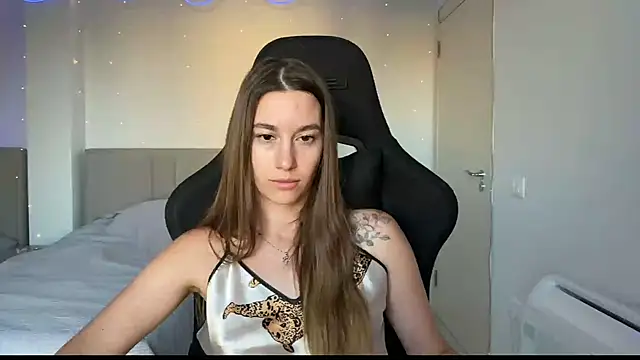 PrincesSsLilu online show from 06-12-26, 05:21