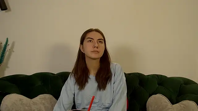 AlisaAlarie online show from 05-17-26, 06:57