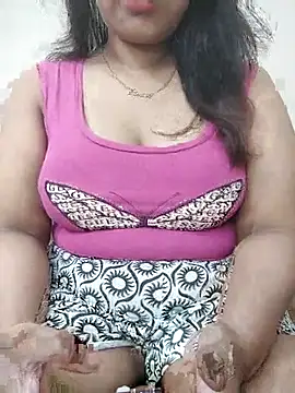 Snapshot of HD_Queen_69 chatting on 07-23-26, 02:46 HD Queen 69 online show from 07-23-26, 02:46